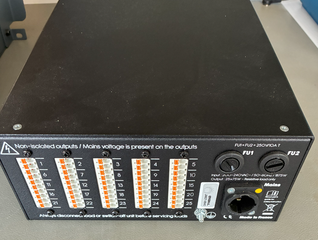 Ereimul (Chromlech) 25 kanaals dimmer