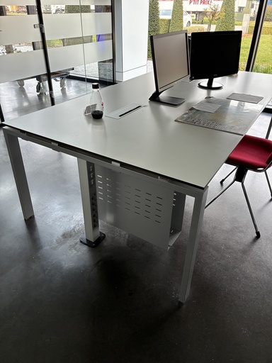 Table de bureau